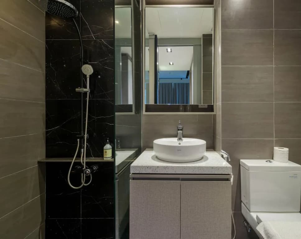 Expressionz Professional Suites by Perfect Host - photo 8