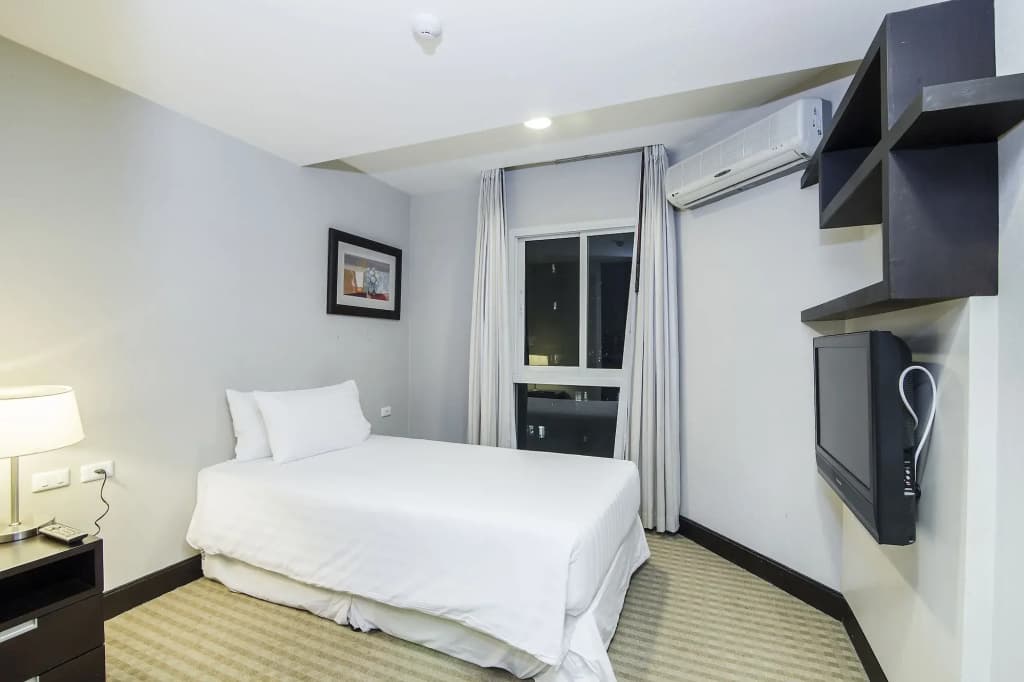 The Narathiwas Hotel & Residence Bangkok - photo 7