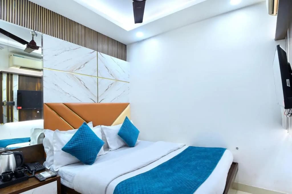 Nav Durga Guest House - photo 7