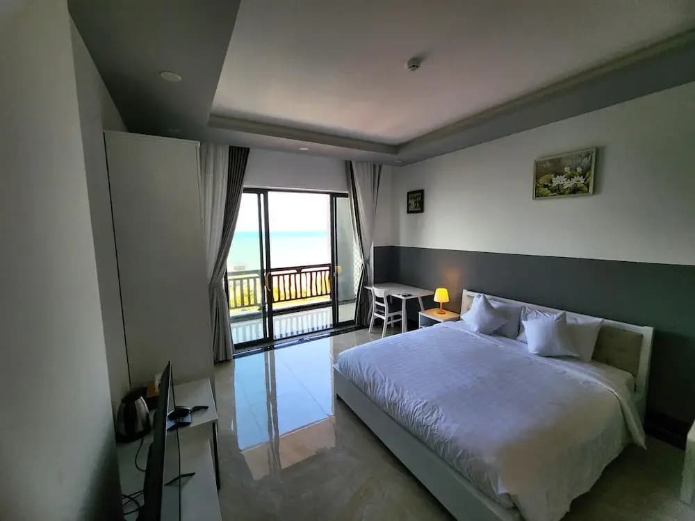 Sunny Shore Resort - photo 36
