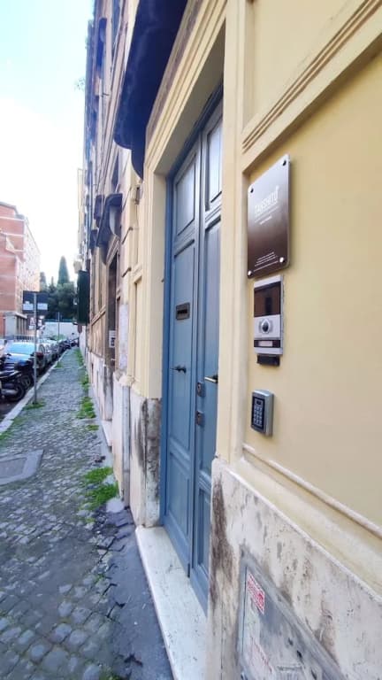 Tarshito Gallery House Roma - photo 9
