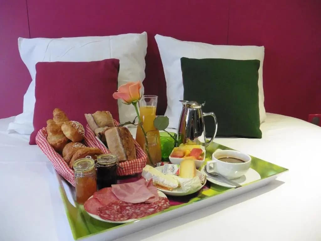 Hotel Les Jardins de Montmartre - photo 12