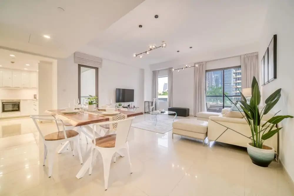 JBR Gem Spacious 1BR Apt With Balcony - photo 12