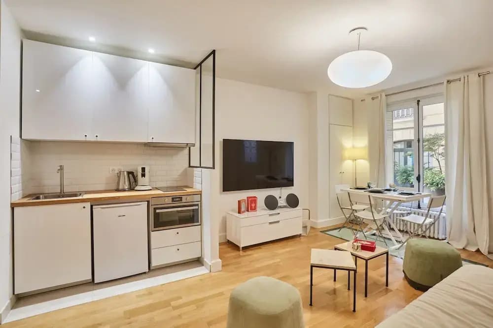 Superb Trocadero-arc de Triomphe Apartment - photo 12