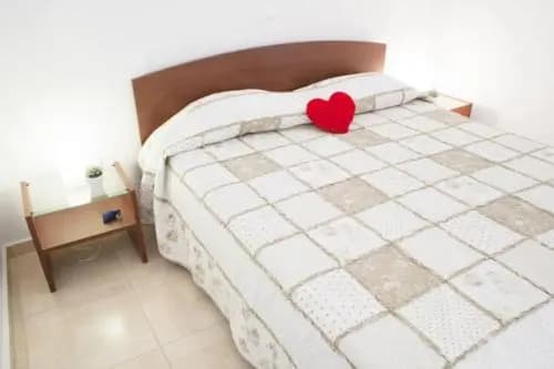 Thelma's Apartment - photo 15