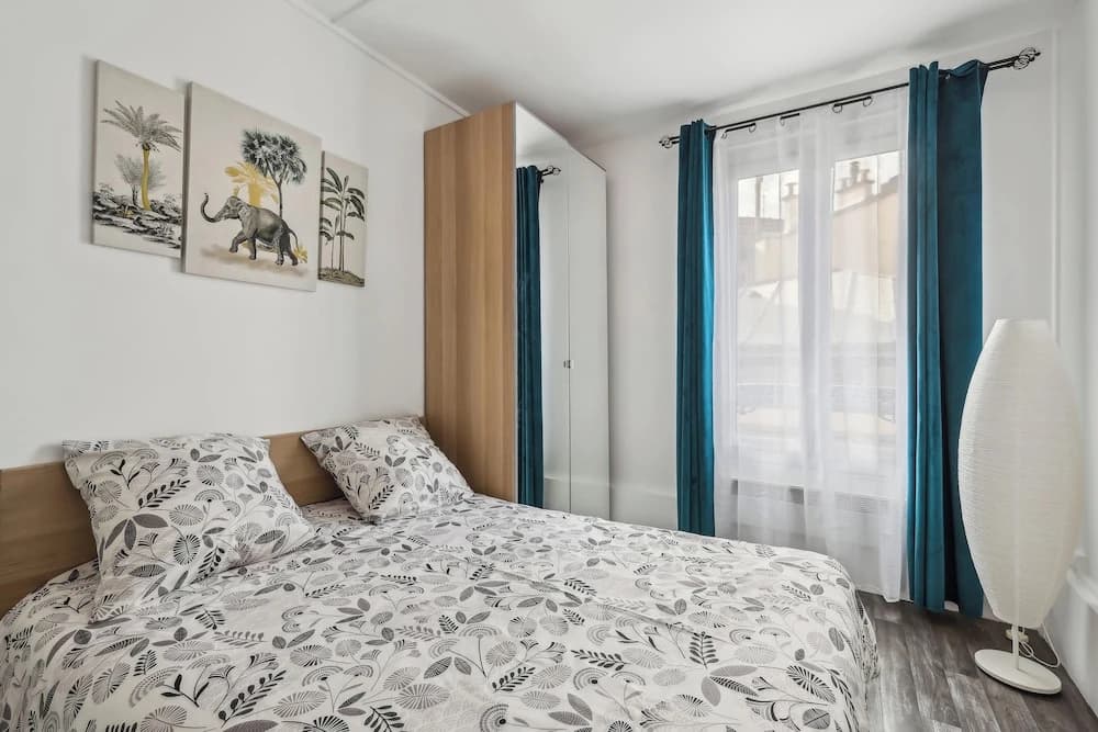Paris 1BR in front of Montparnasse Tower - photo 2