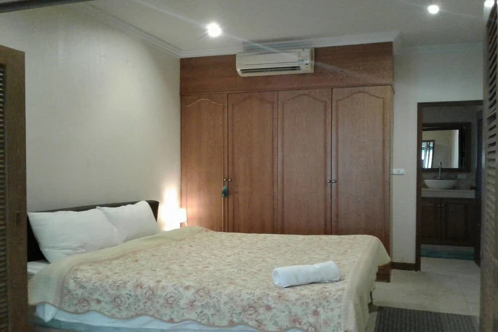 Mountain House - photo 6