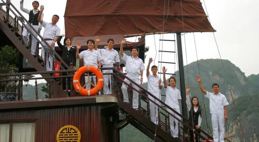 Elizabeth Sails - photo 9