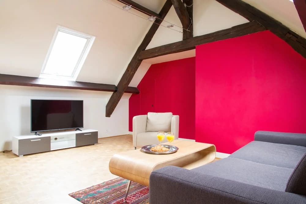 Rue Montorgeuil Area Private Apartment - photo 18