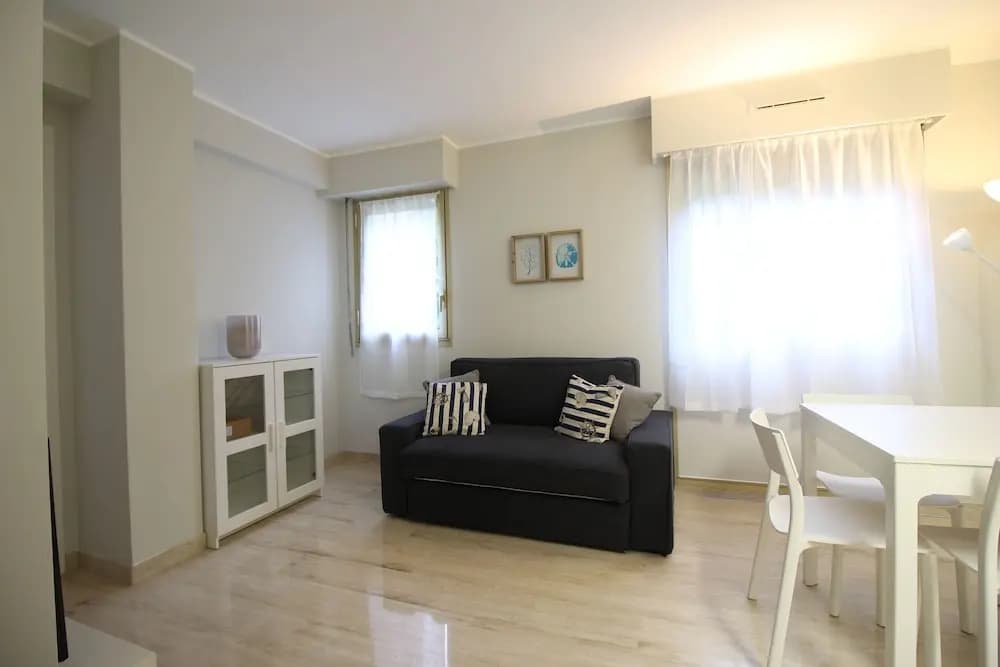 Nice Booking Castel Joli 200M Prom - photo 4