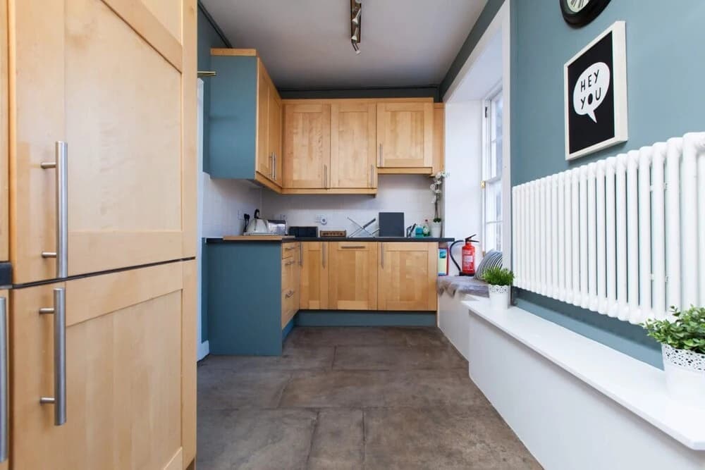 Spacious 4 Bedroom Apartment - photo 10