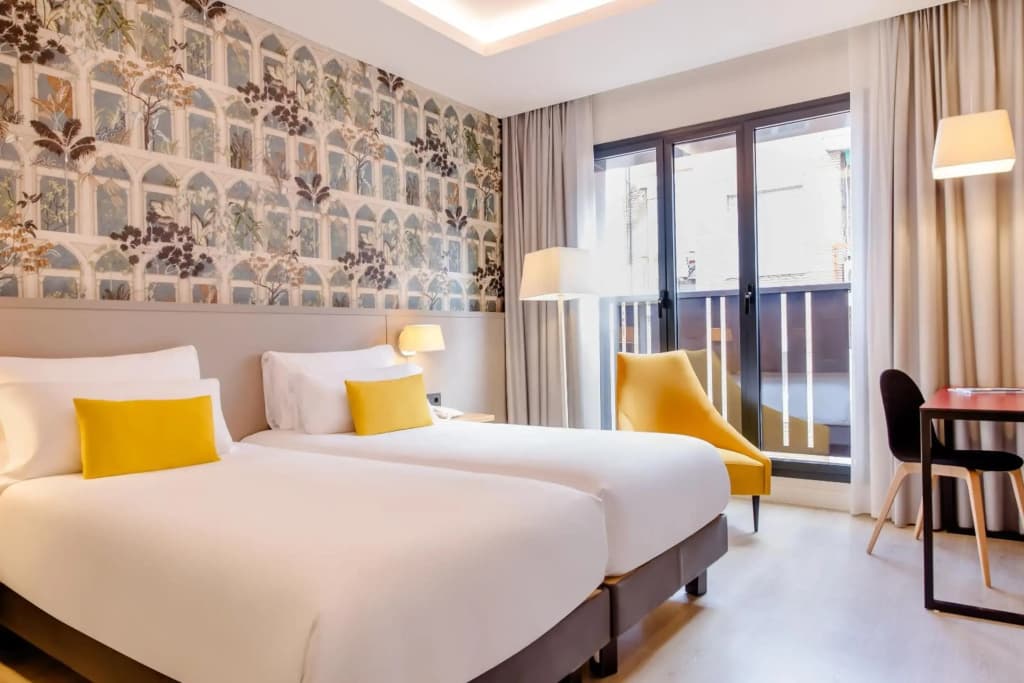 Motel One Madrid-Plaza de España - photo 4