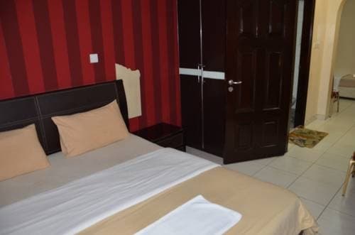 Golden Star Hotel - photo 7