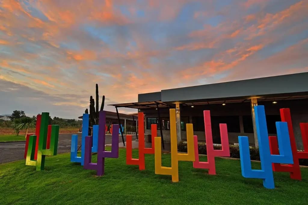 The Oasis Resort - photo 9