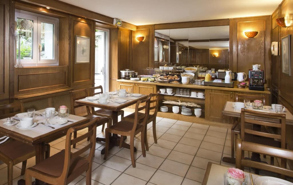 Hotel Montcalm - photo 22