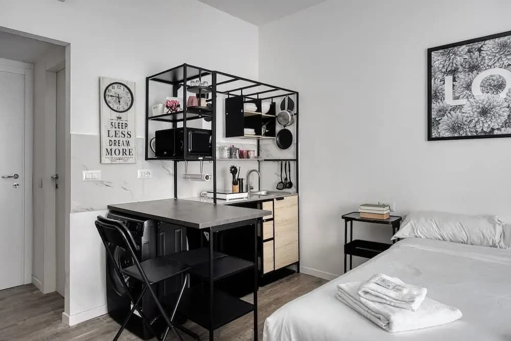 Stylish Studios near Subway - photo 7