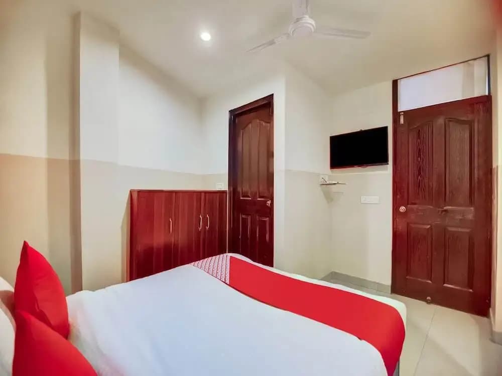 The Vishnu Paradise By OYO Rooms - photo 1