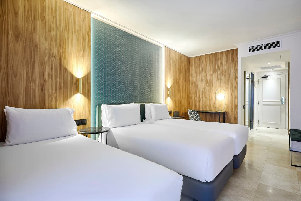 Hotel Exe Mitre - photo 6