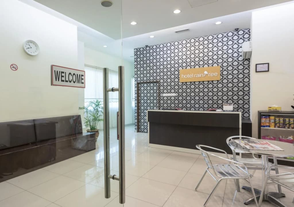 Raintree Hotel - photo 15