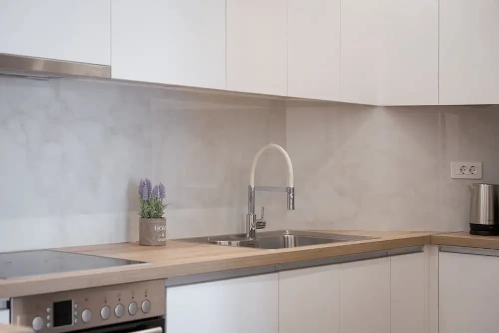 Athenian Hillside Residence - photo 20