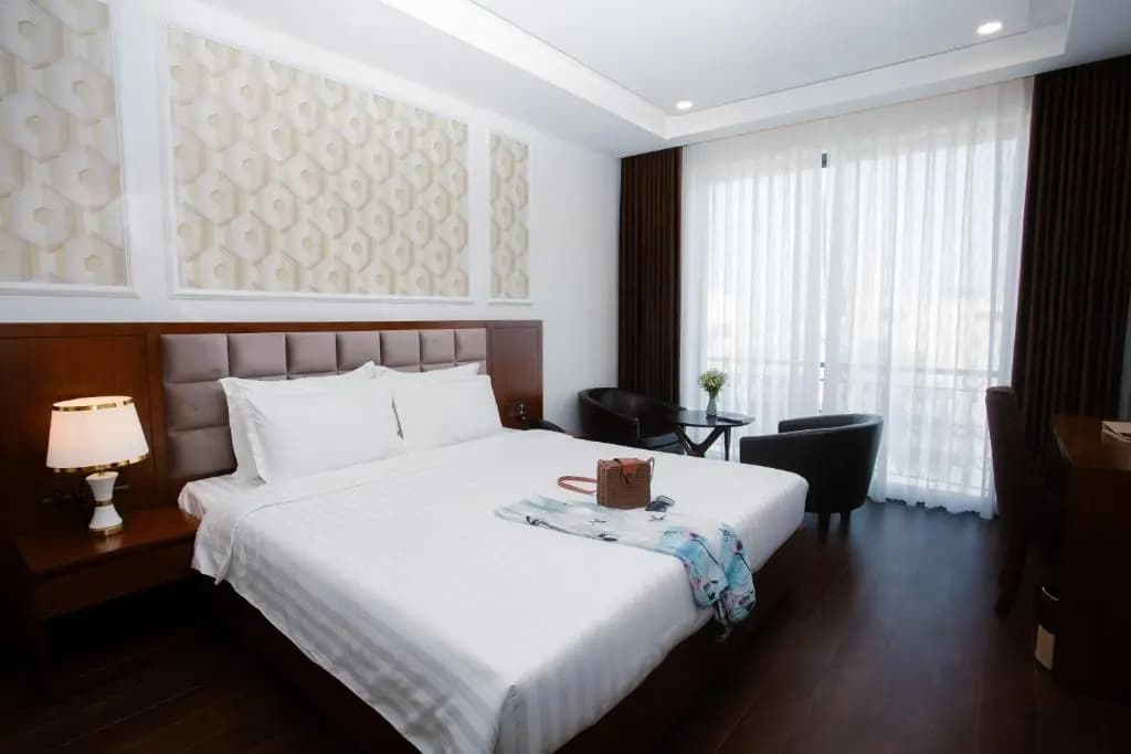 Century Hotel - photo 3