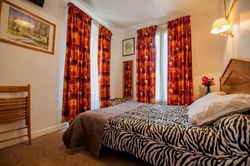 Ideal Hotel - photo 11