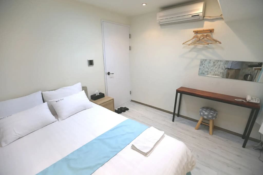 Must Stay Hotel Myeongdong - photo 21