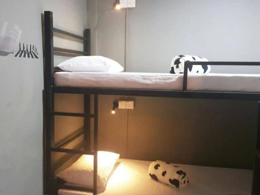 B & B @ 21 - main photo