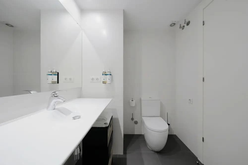 Numa Barcelona Colmena - photo 9