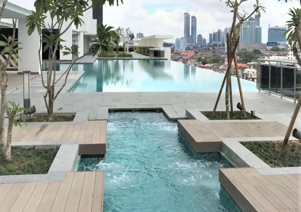 Suites at 1Tebrau - photo 8