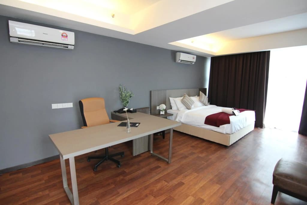 Nexus Business Suite Hotel - photo 4