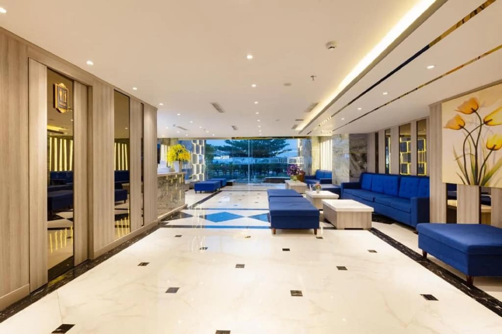 Ruby Luxury Hotel - photo 2