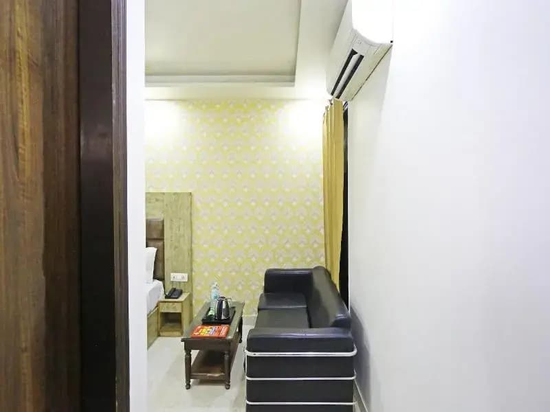 Hotel Broadway - photo 14