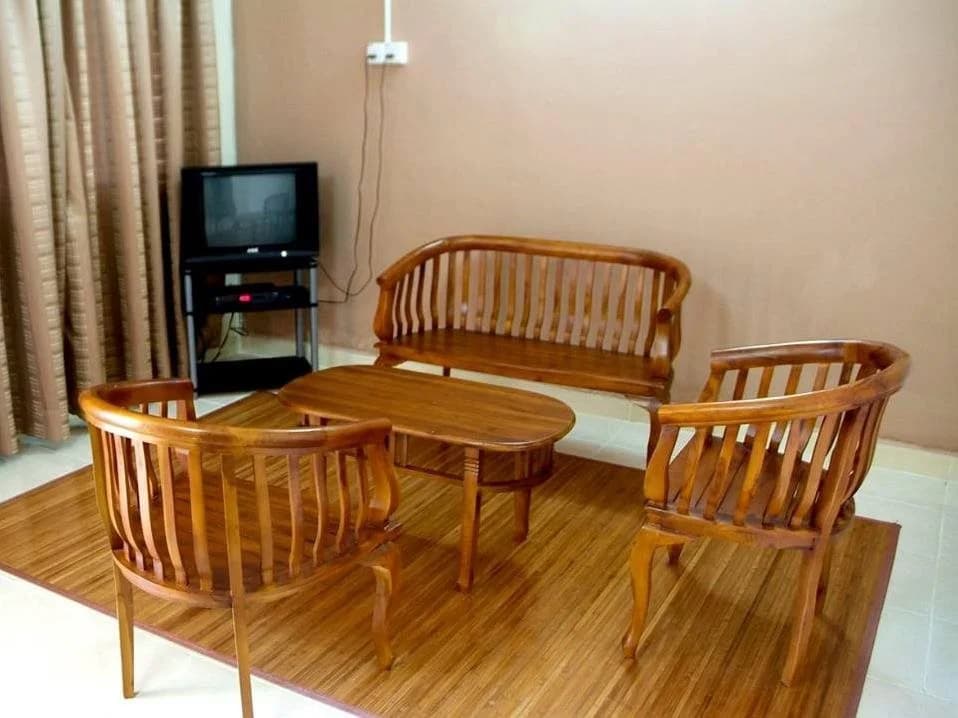 Putra Putri Lodge - photo 2