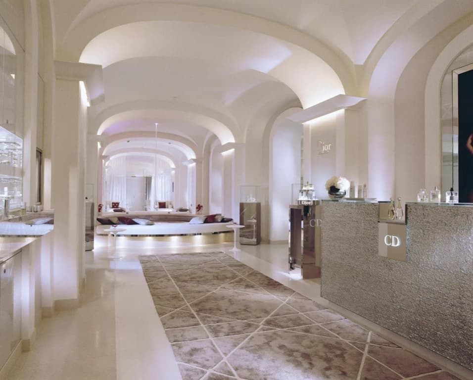 Plaza Athenee Hotel - photo 14