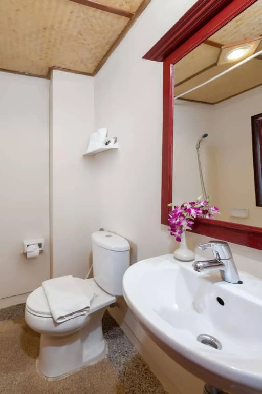 New Patong Premier Resort - photo 8
