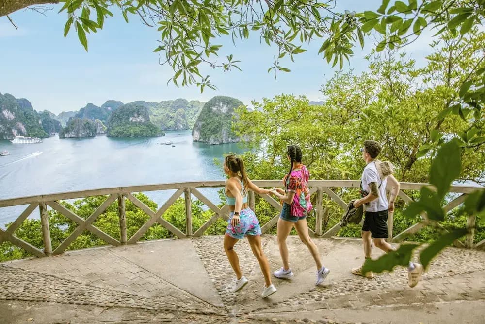 Ambassador Cruise Halong Bay - photo 23