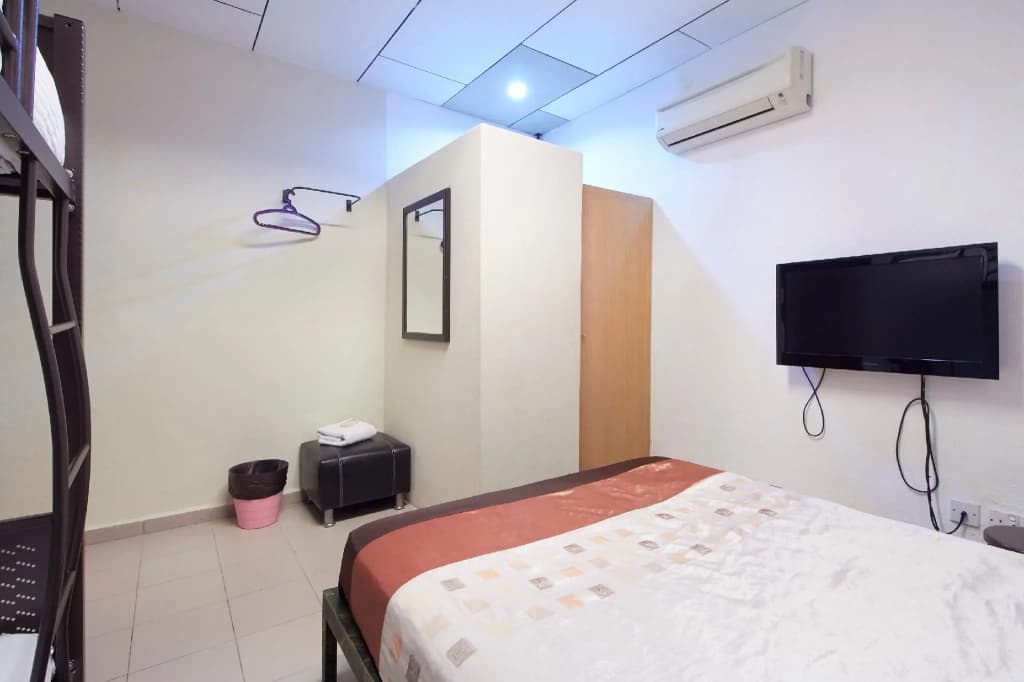 G99 Hotel - photo 5