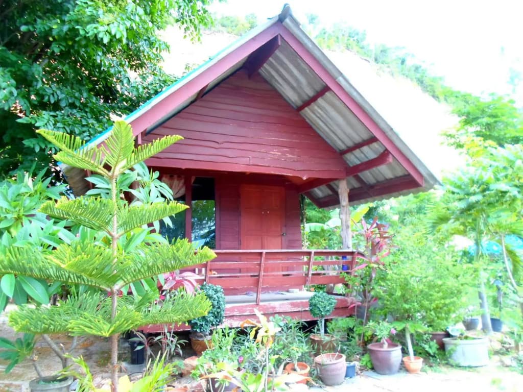 Bangrak Bungalow - photo 17