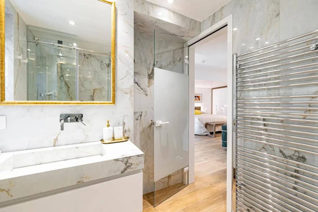 202- HiEndAccomodation-TopLocation - photo 9