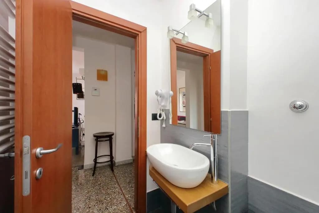 Silvano's Home In Rome - photo 8