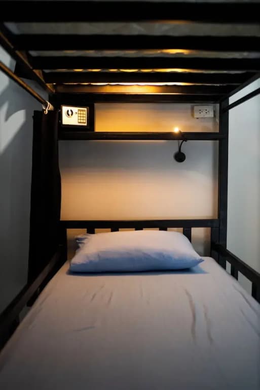 Bad Monkey Samui Hostel - photo 2