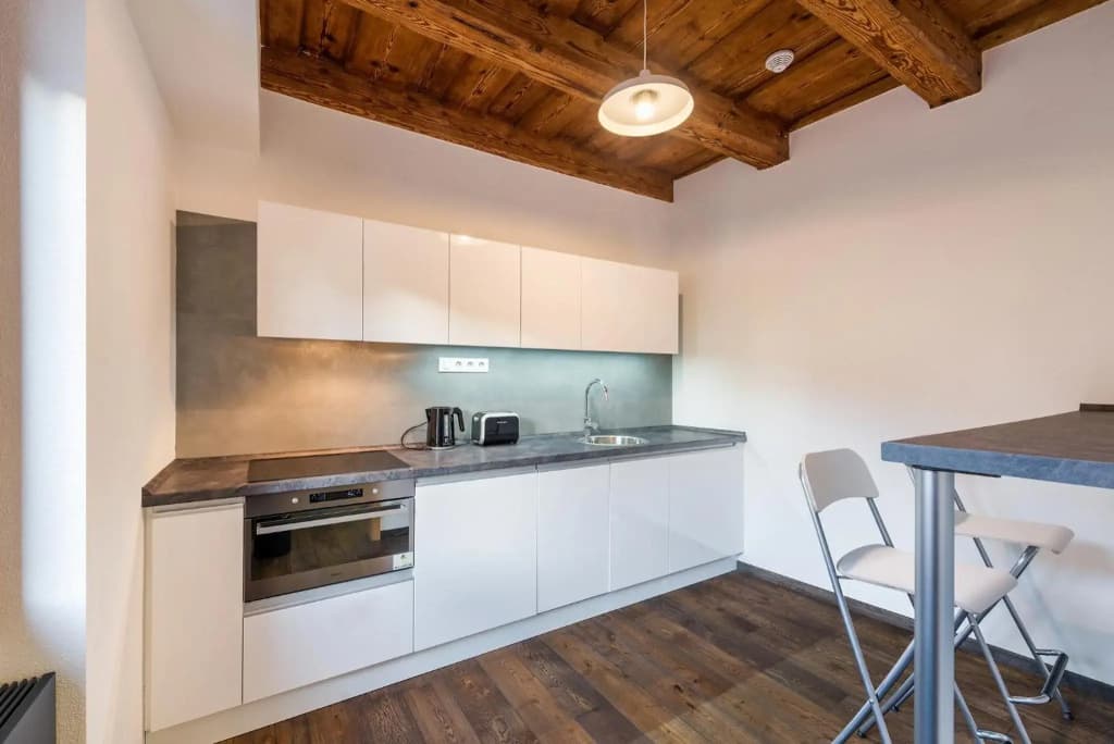 Modern Apartment in a Picturesque 15th-Century Building - photo 14