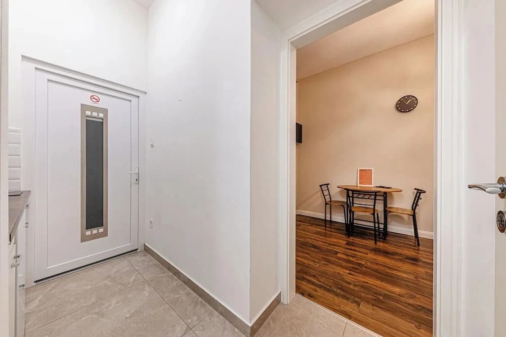 Marble Royal Suite&Studio - photo 10