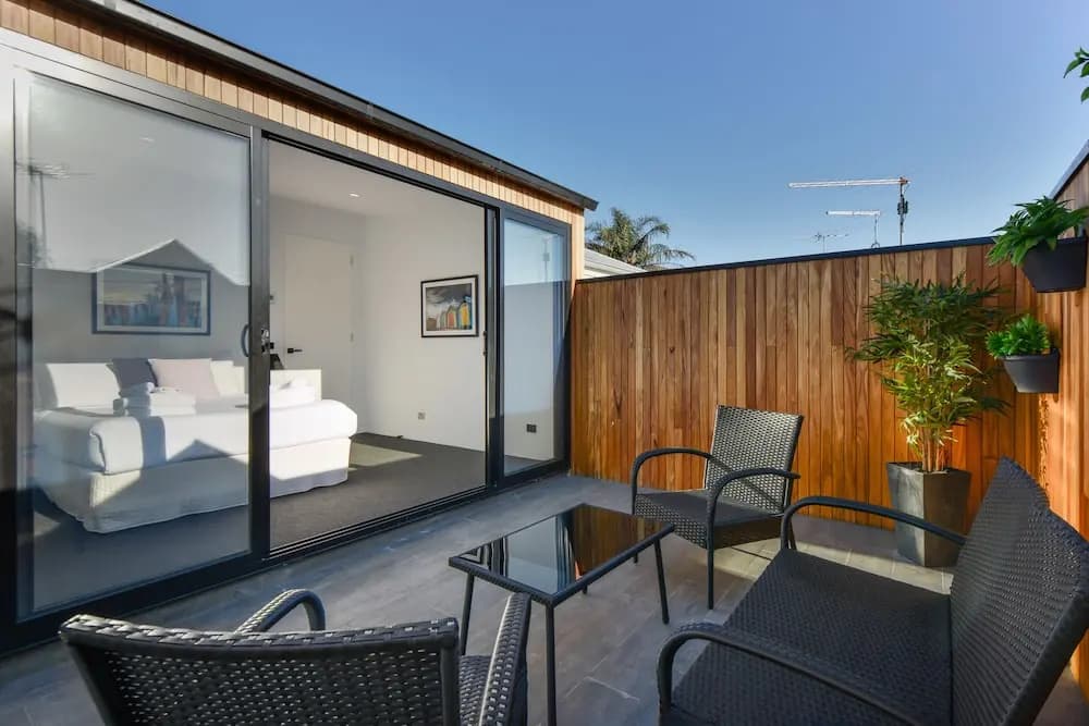 Boutique Stays - County Down, Port Melbourne - photo 7