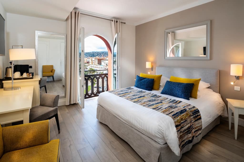 Hôtel Suisse - photo 32