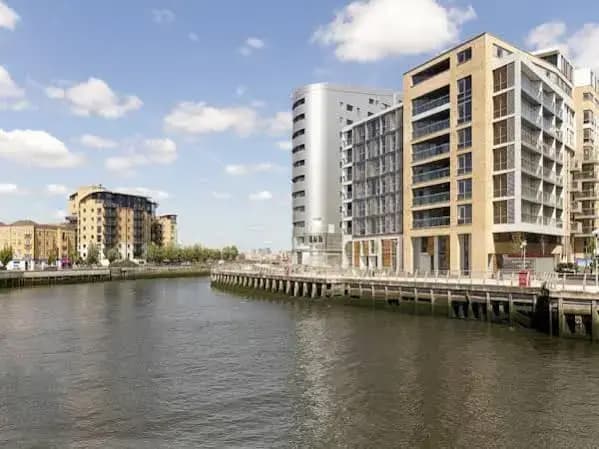 Apple Apartments Greenwich - photo 11