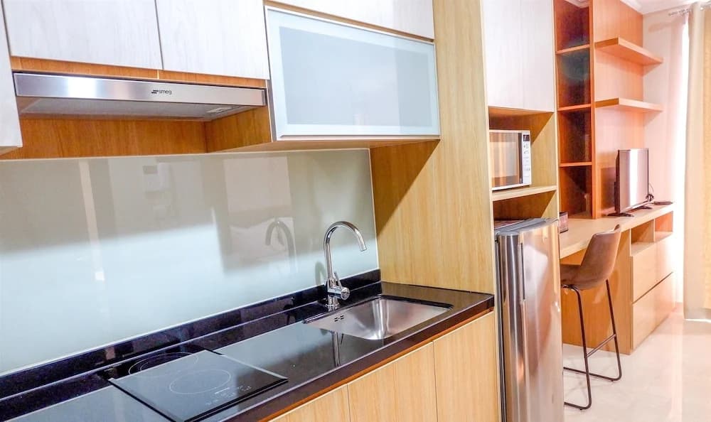 Suite Studio Apartment at Menteng Park - photo 18