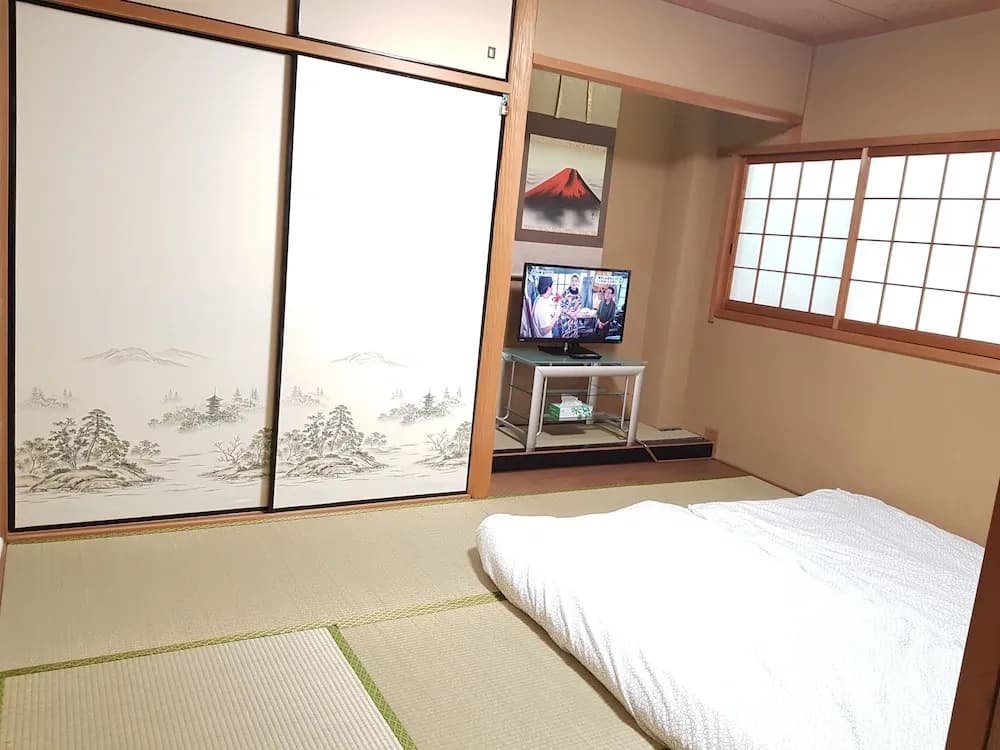 Osaka Namba House - photo 2