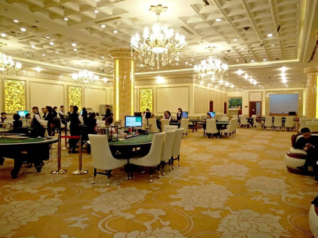 Royal Halong Hotel - photo 22